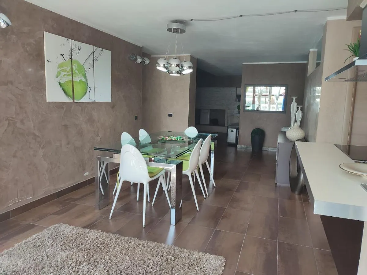 Villa Verde Guest House Tramatza