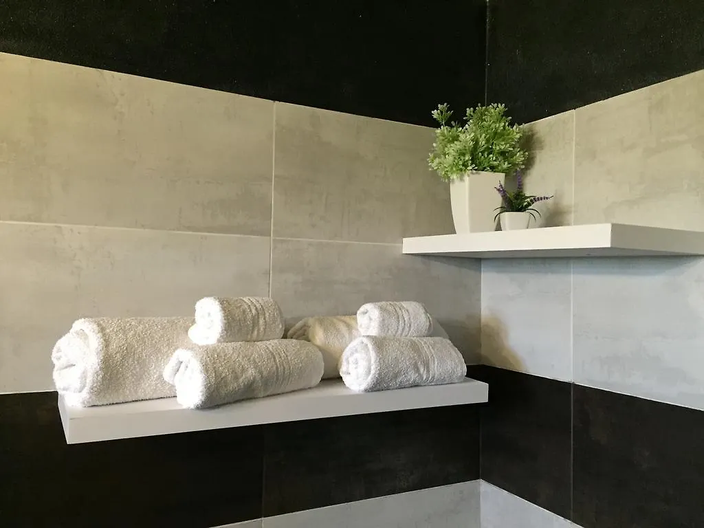 Villa Verde Guest House Tramatza